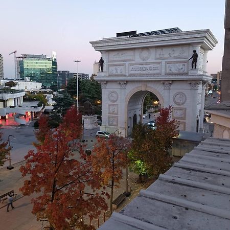 Premium Square Apartment Скопье Экстерьер фото